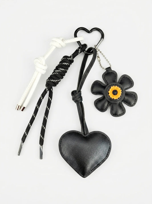 BLOOM AND HEART LEATHER CHARM