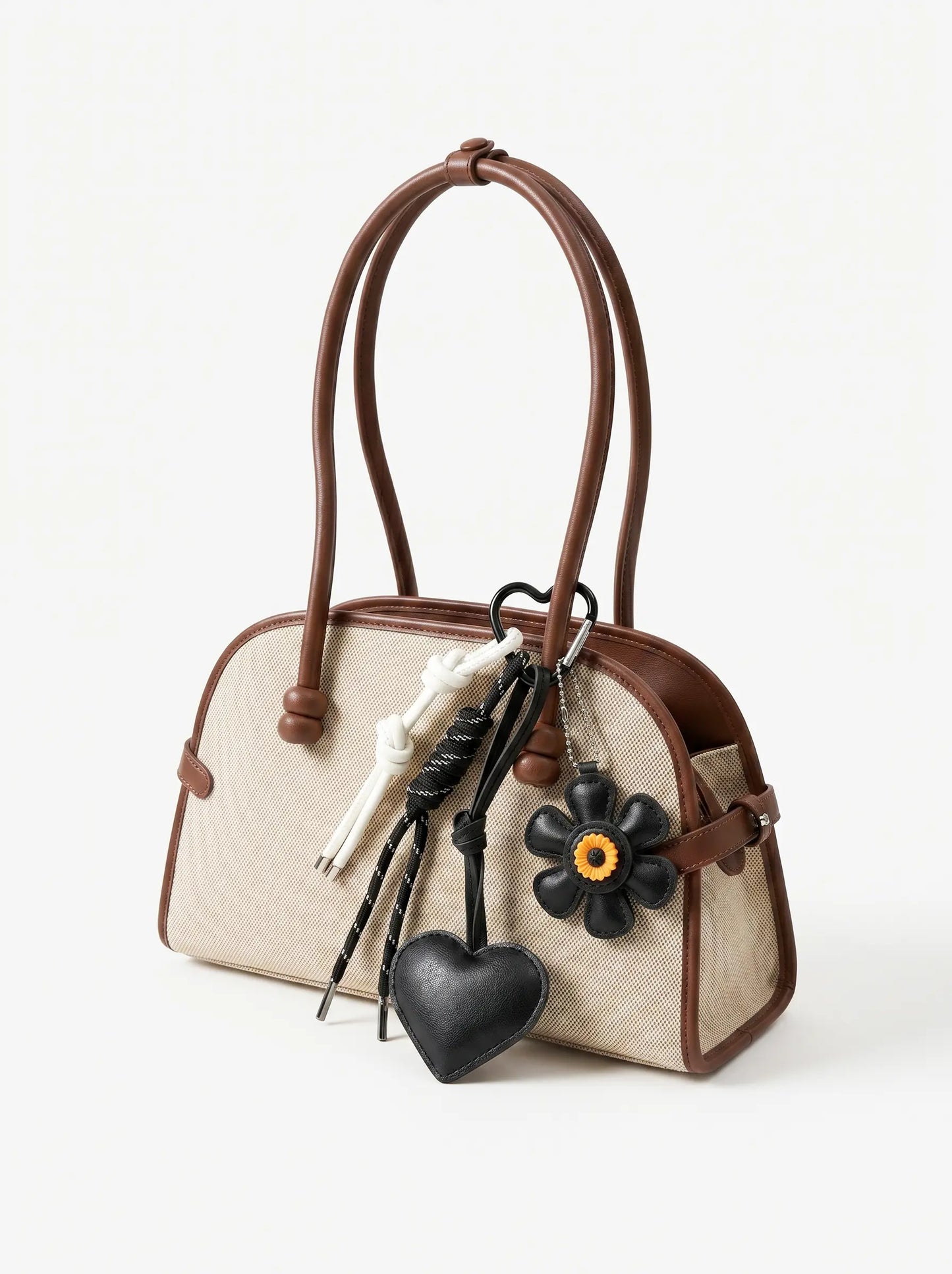 BLOOM AND HEART LEATHER CHARM