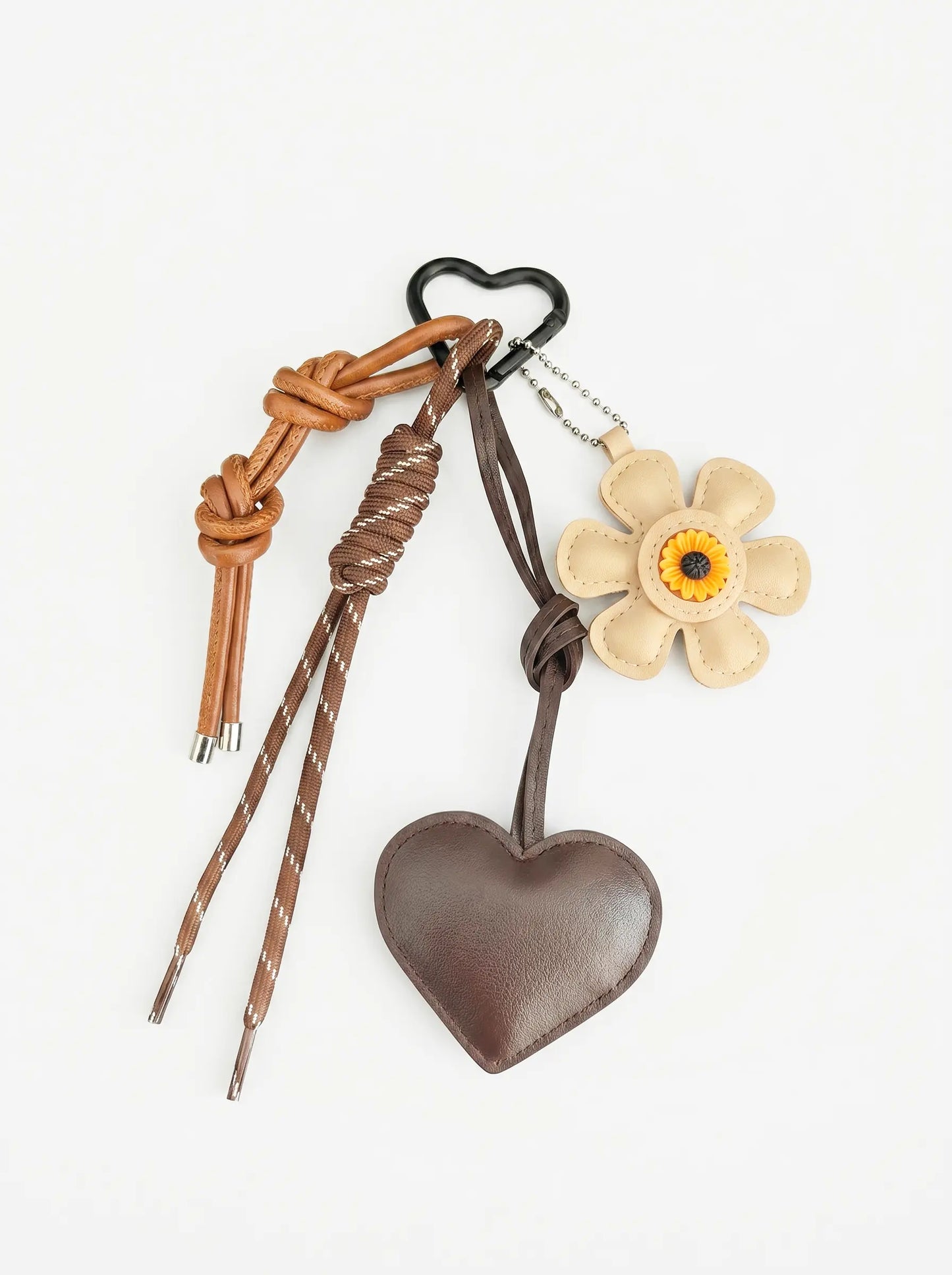 BLOOM AND HEART LEATHER CHARM