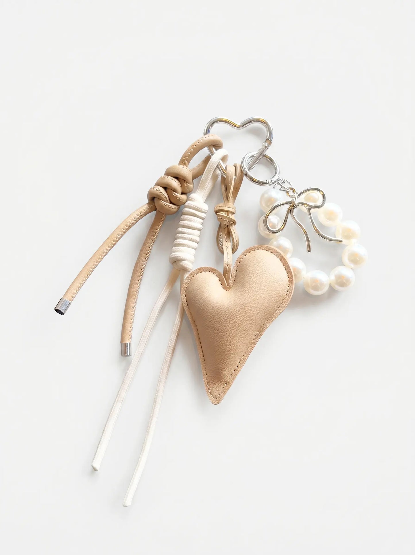 MONOCHROME LOVE PEARL PENDANT